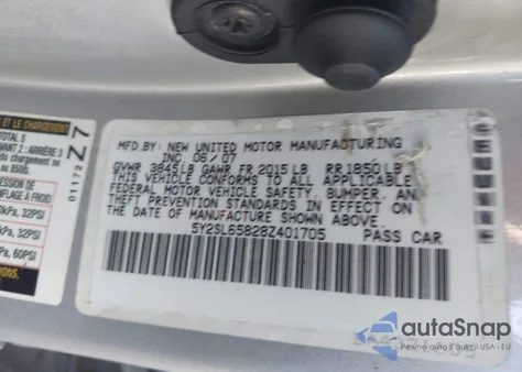 2008 Pontiac Vibe из США, поврежденный, VIN 5Y2SL65828Z401705